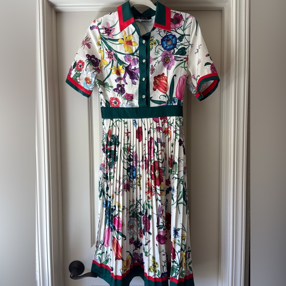 Floral Print Pleated Dress